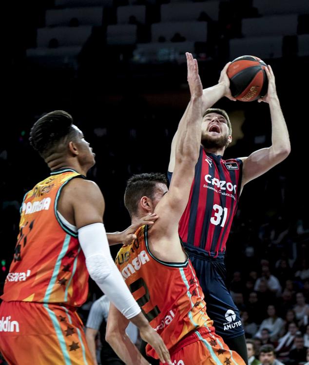 Fotos: Las mejores imágenes del Baskonia-Valencia
