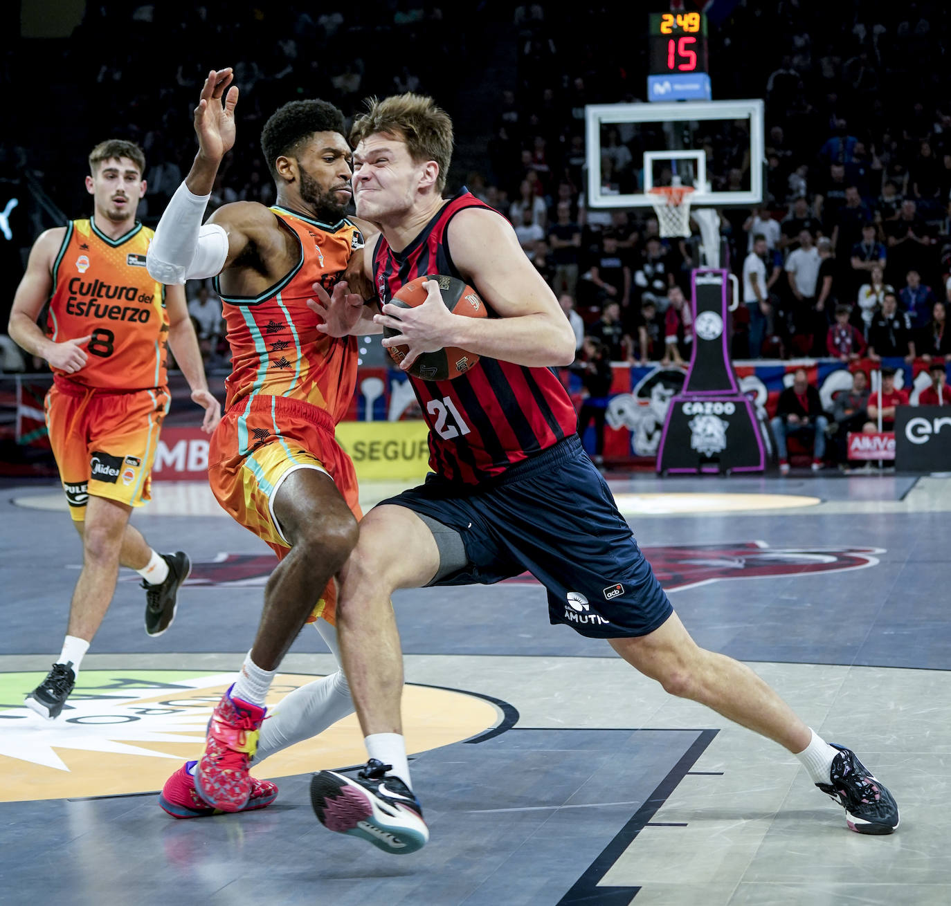 Fotos: Las mejores imágenes del Baskonia-Valencia