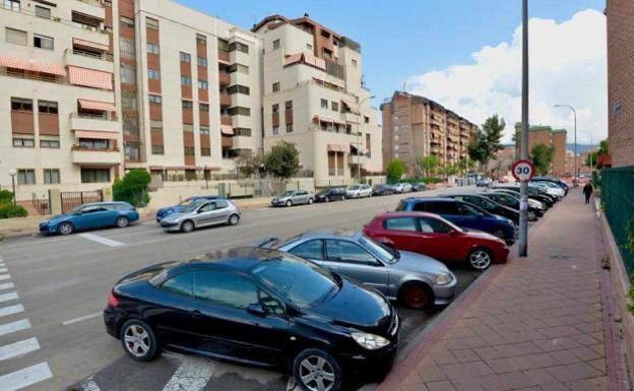 DGT: La multa de 200 euros por no hacer esta acción al aparcar