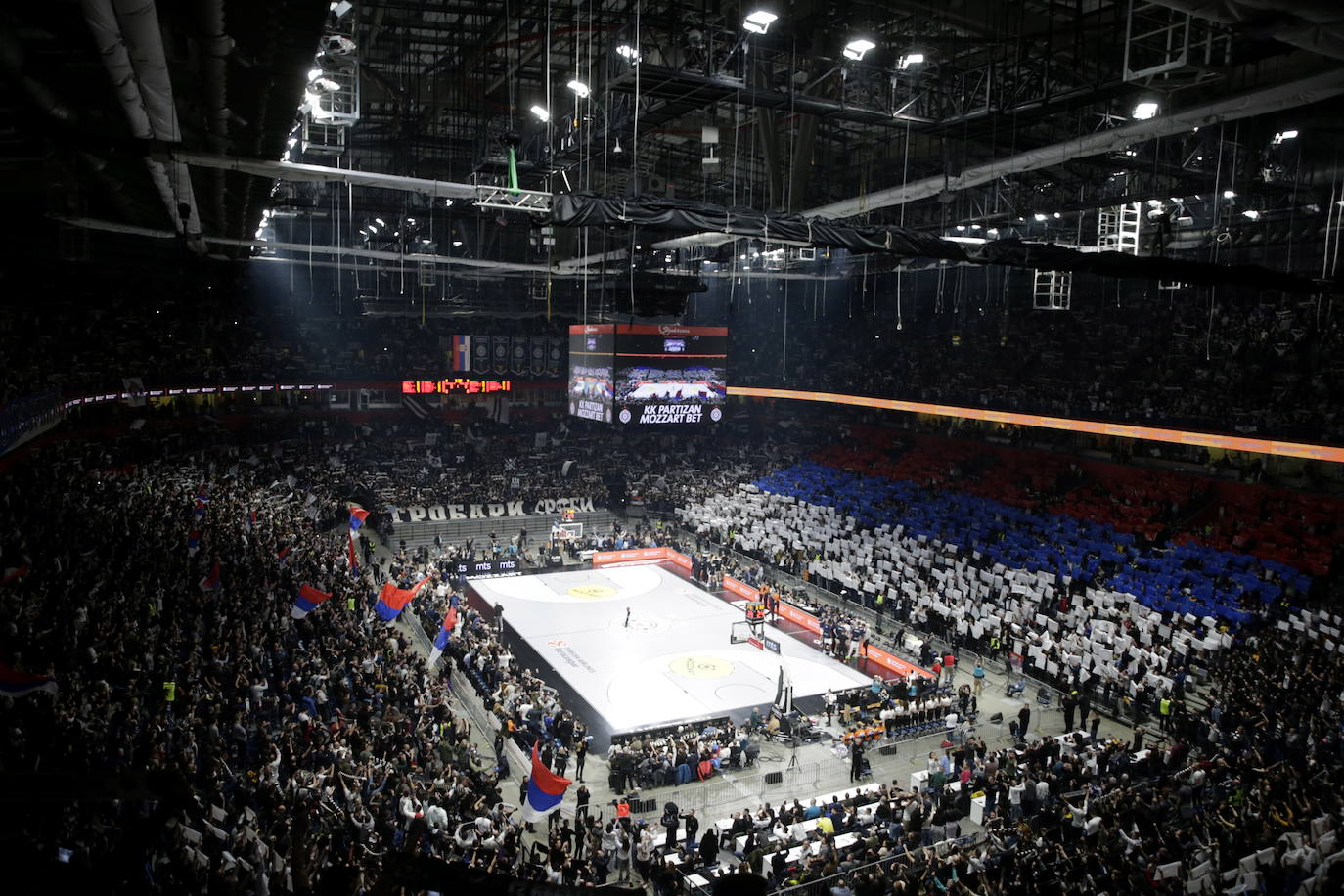Fotos: Las fotos del Partizan - Baskonia