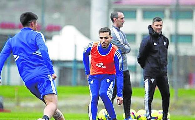 El único defensa nato por el flanco zurdo no ha sufrido lesión ni sanción.