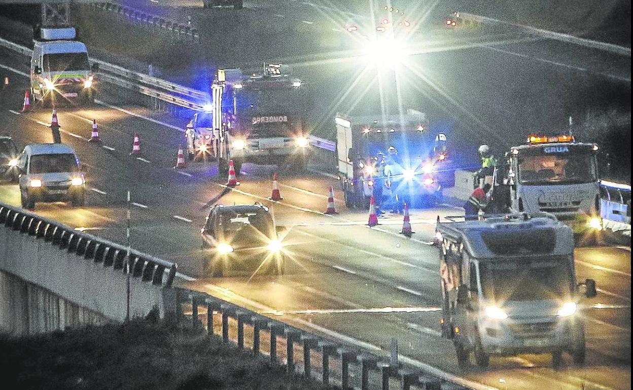 Muere un camionero ucraniano en Araia al ser arrollado por un todoterreno que se dio a la fuga