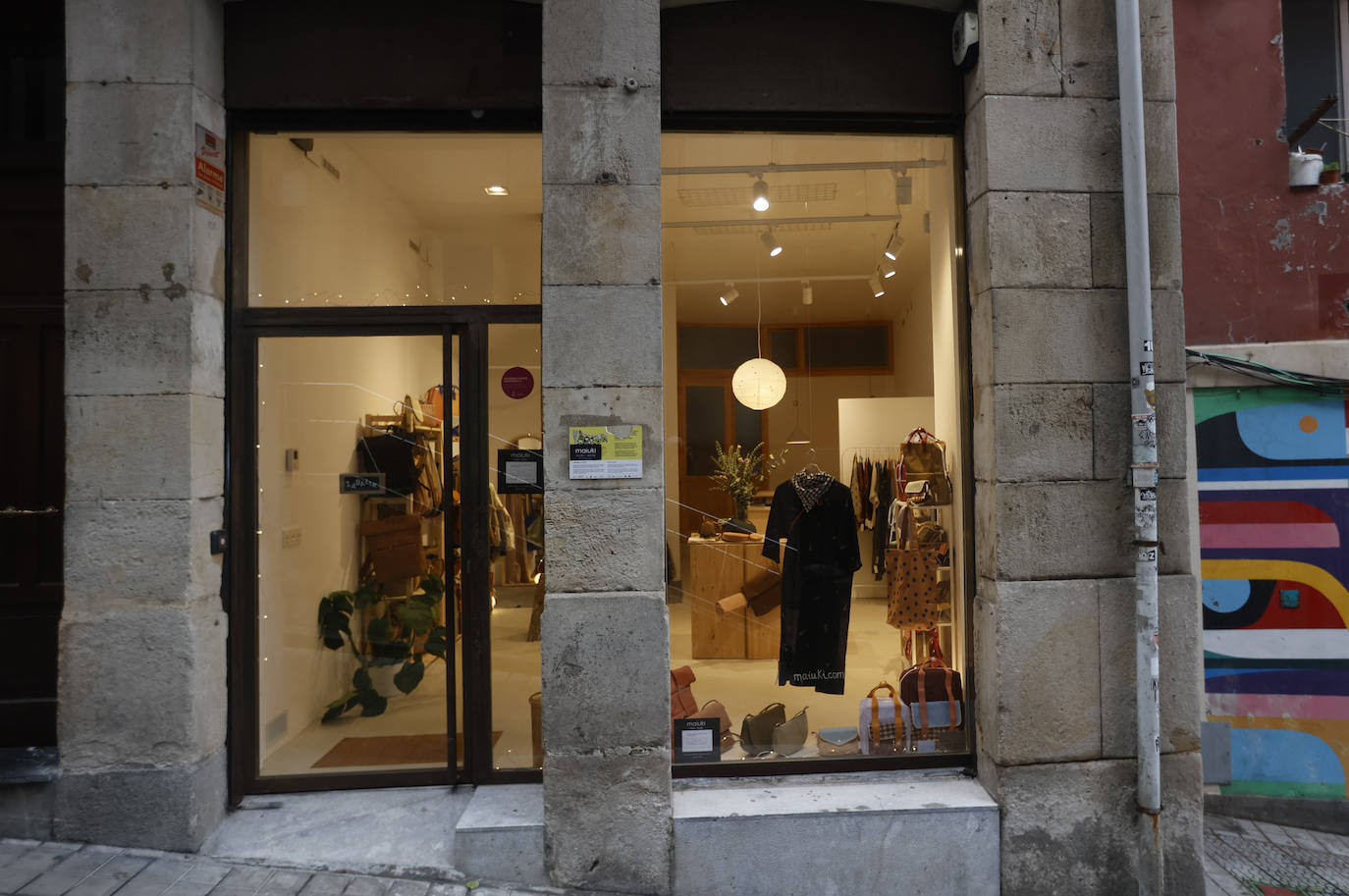 Fotos: El nuevo espacio de slow fashion en Bilbao La Vieja