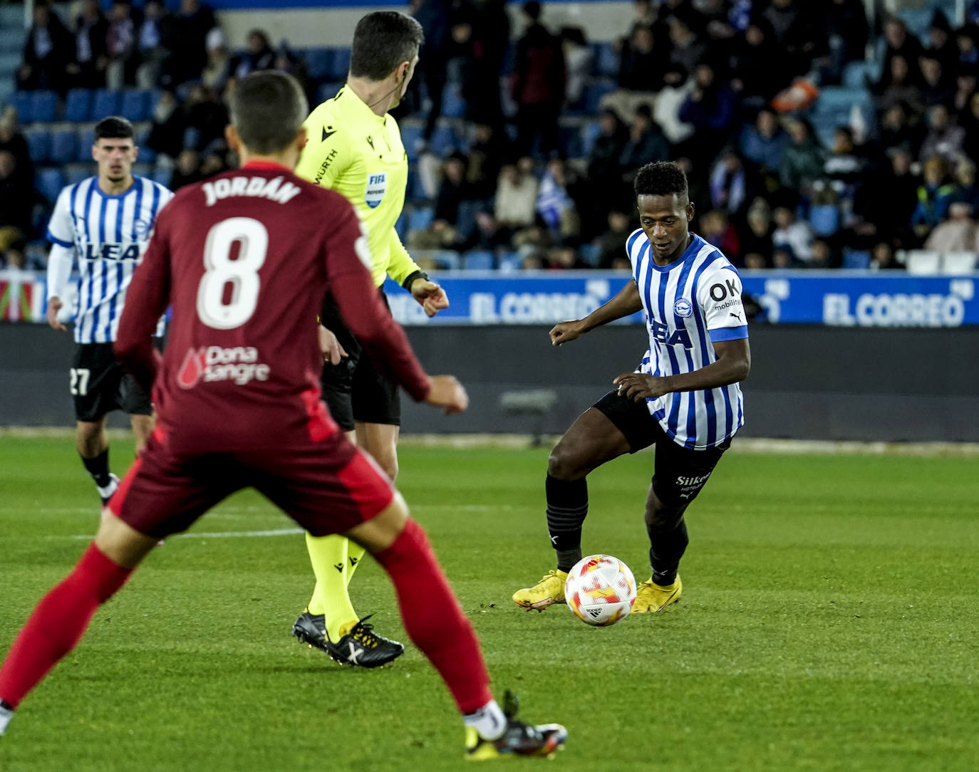 Fotos: Las imágenes del Alavés- Sevilla