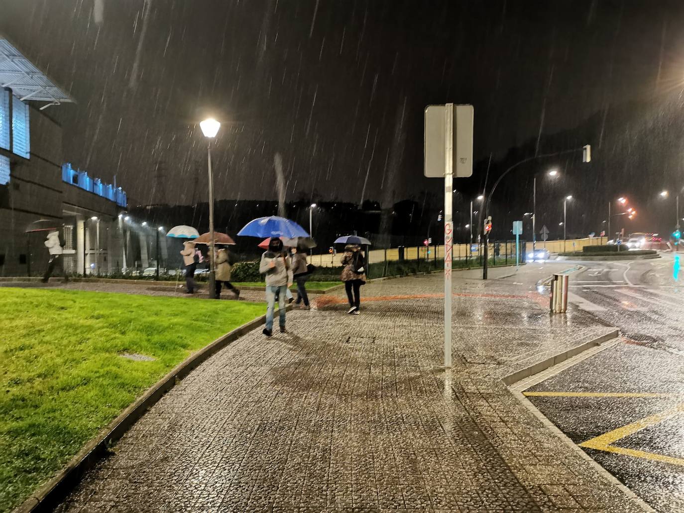 Granizada en el barrio bilbaíno de Bolueta