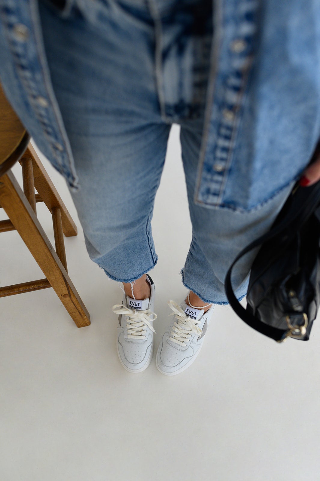 Fotos: Cambiar de vida y hacer algo bonito: Diana crea las zapatillas más estilosas de Getxo