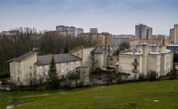 Denis Itxaso: «El centro de refugiados de Vitoria ha venido precedido del diálogo con las instituciones vascas»