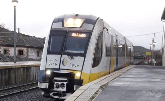 Tren perteneciente al depósito de Cistierna que cubre solo parte del trayecto. 