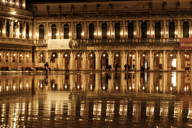 Fotos: El encanto de Venecia al caer la noche