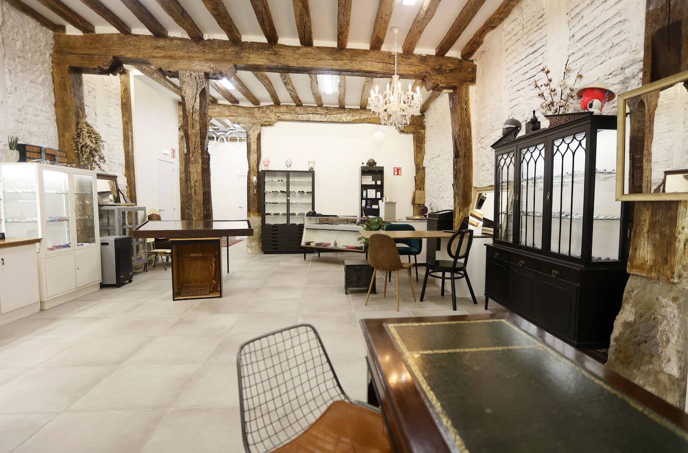 Fotos: Del Arriaga al Zubizuri: así son las gafas inspiradas en edificios e iconos de Bilbao