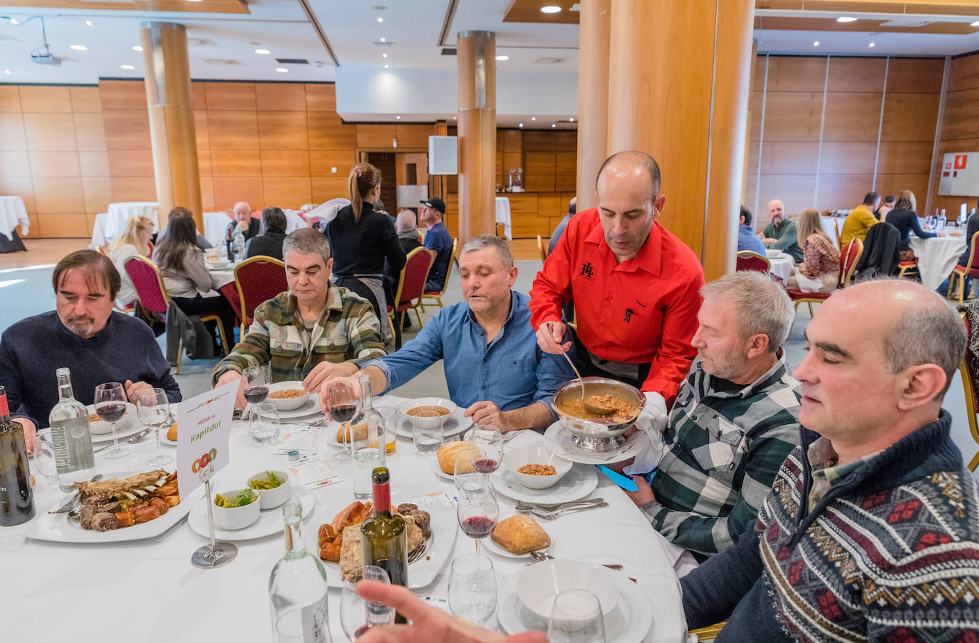 Fotos: Todos los participantes de la gran fiesta de los txokos alaveses
