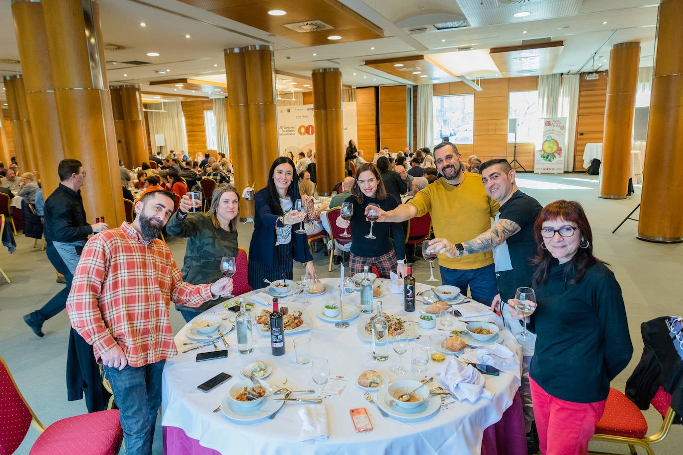 Fotos: Todos los participantes de la gran fiesta de los txokos alaveses