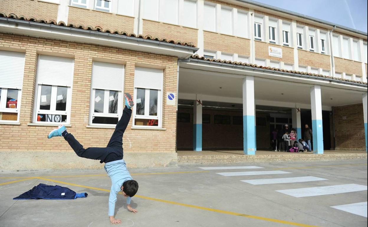 El colegio del Condado de Treviño. 