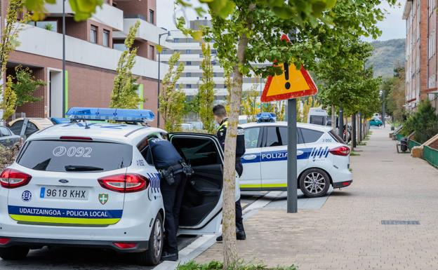 Pelea multitudinaria en otro local de Vitoria con presencia de armas blancas