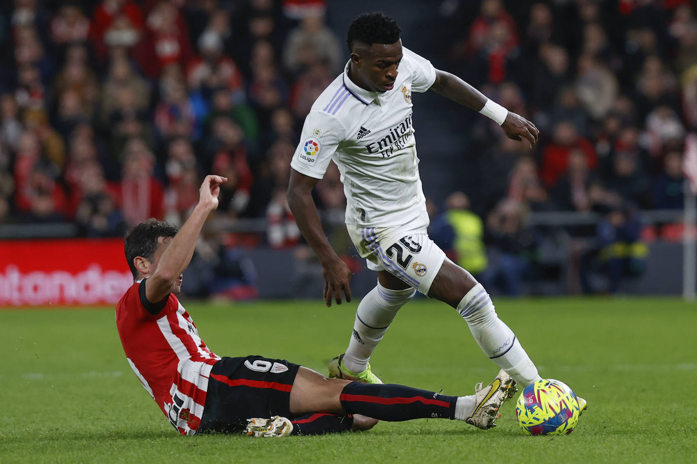 Vinicius, en el partido de San Mamés de hace dos semanas, donde fue increpado por una parte de la grada.