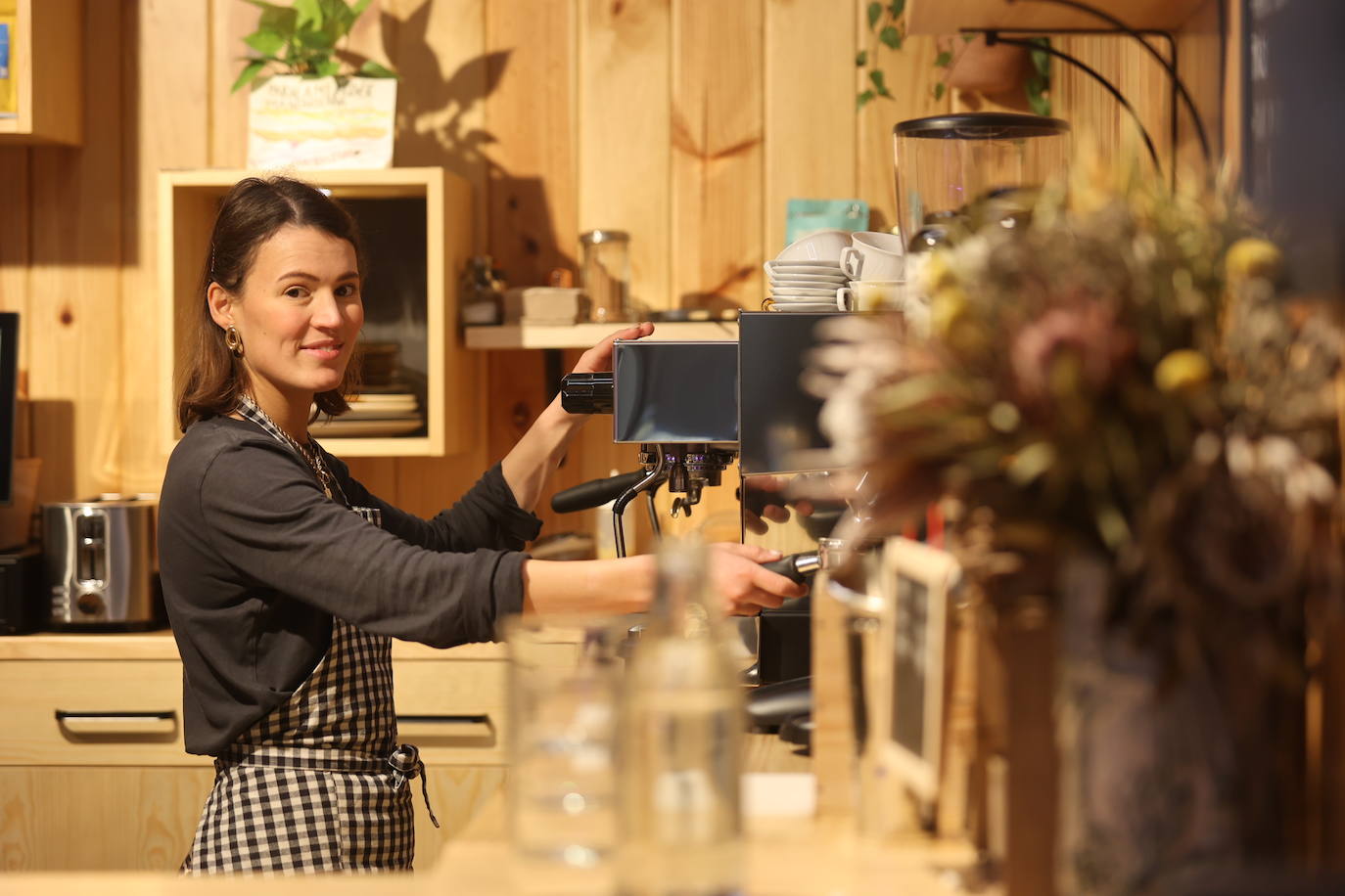 Dentro de un mercado y con mucho rollo: la nueva cafetería de Bilbao para tomar el &#039;brunch&#039;