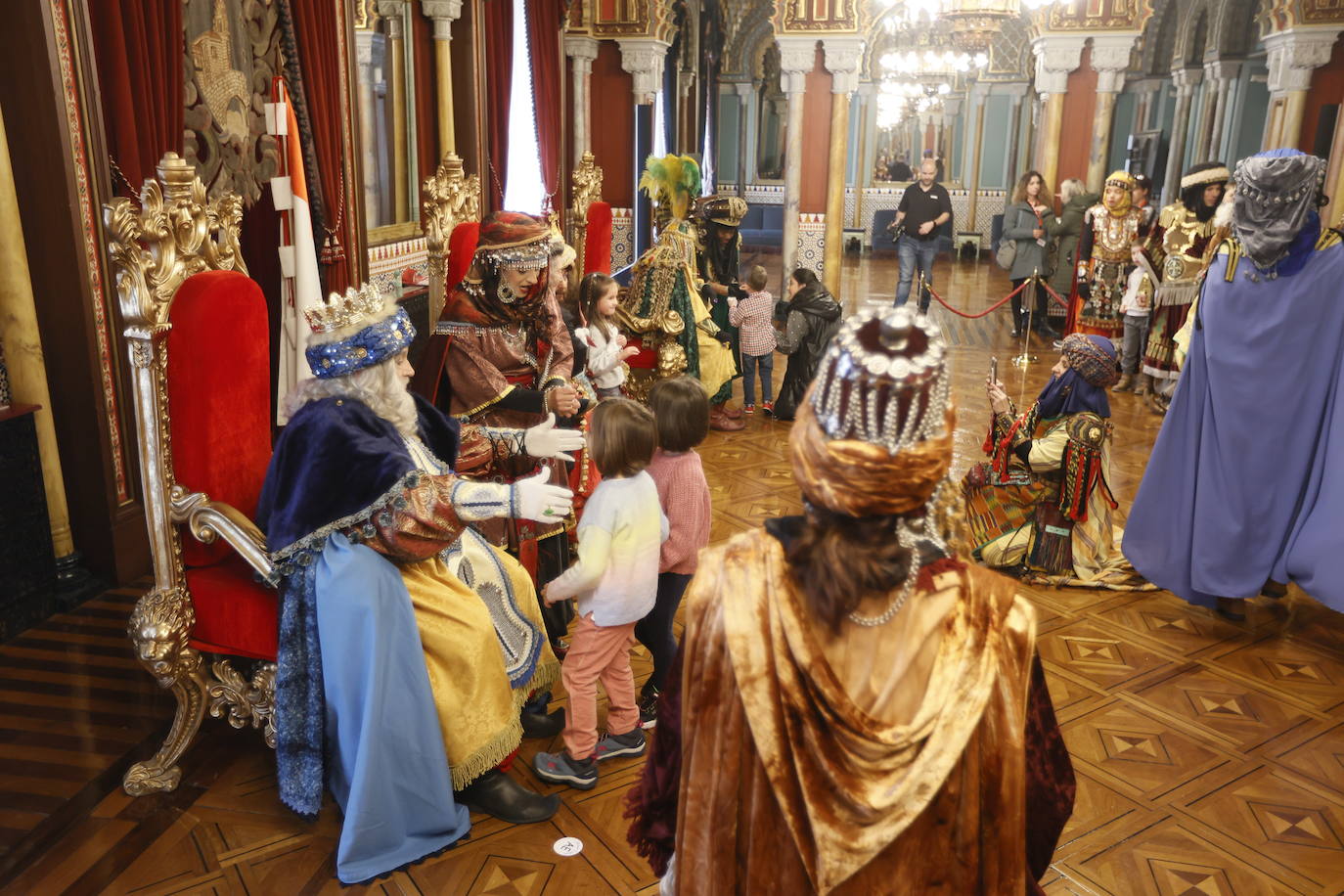 Recepción de los Reyes Magos en el Ayuntamiento de Bilbao