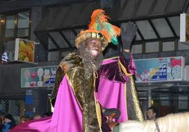 El Rey Baltasar fue muy aclamado en las calles de Llodio.