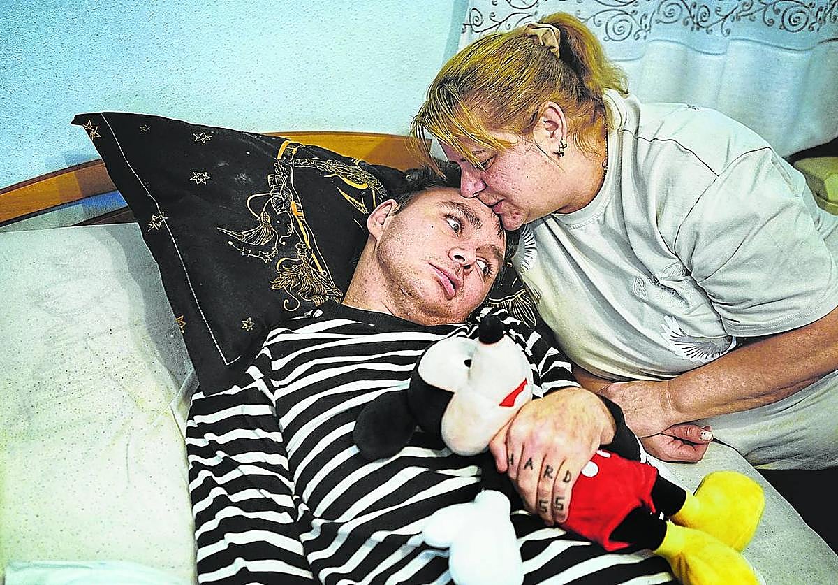 «No hay castigo que pague ni un 1% de lo que sufre mi hijo»