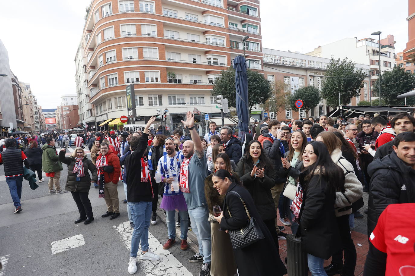 El ambiente previo al derbi, en imágenes