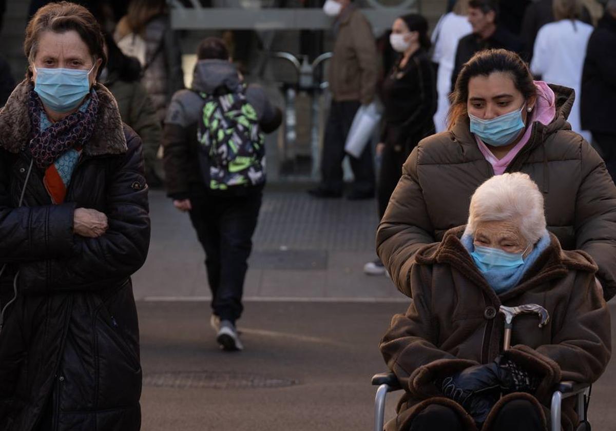 «La gente cumplía con el uso de la mascarilla antes de la imposición»