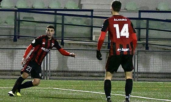 Al Arenas se le escapa la primera victoria de la temporada en casa (1-1)