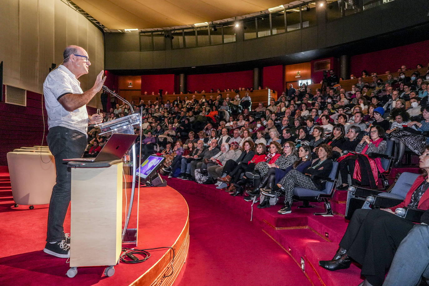 El foro &#039;Más 60 activo&#039;, en imágenes