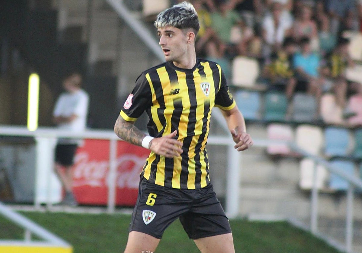 Unai Vélez finaliza antes de tiempo su cesión en el Barakaldo y sale al Tudelano.