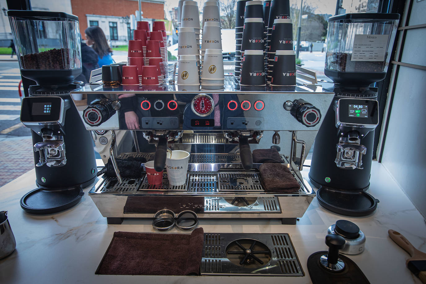 El sueño cumplido de Sara: deja Madrid, cambia de vida y abre este templo del café en Bilbao