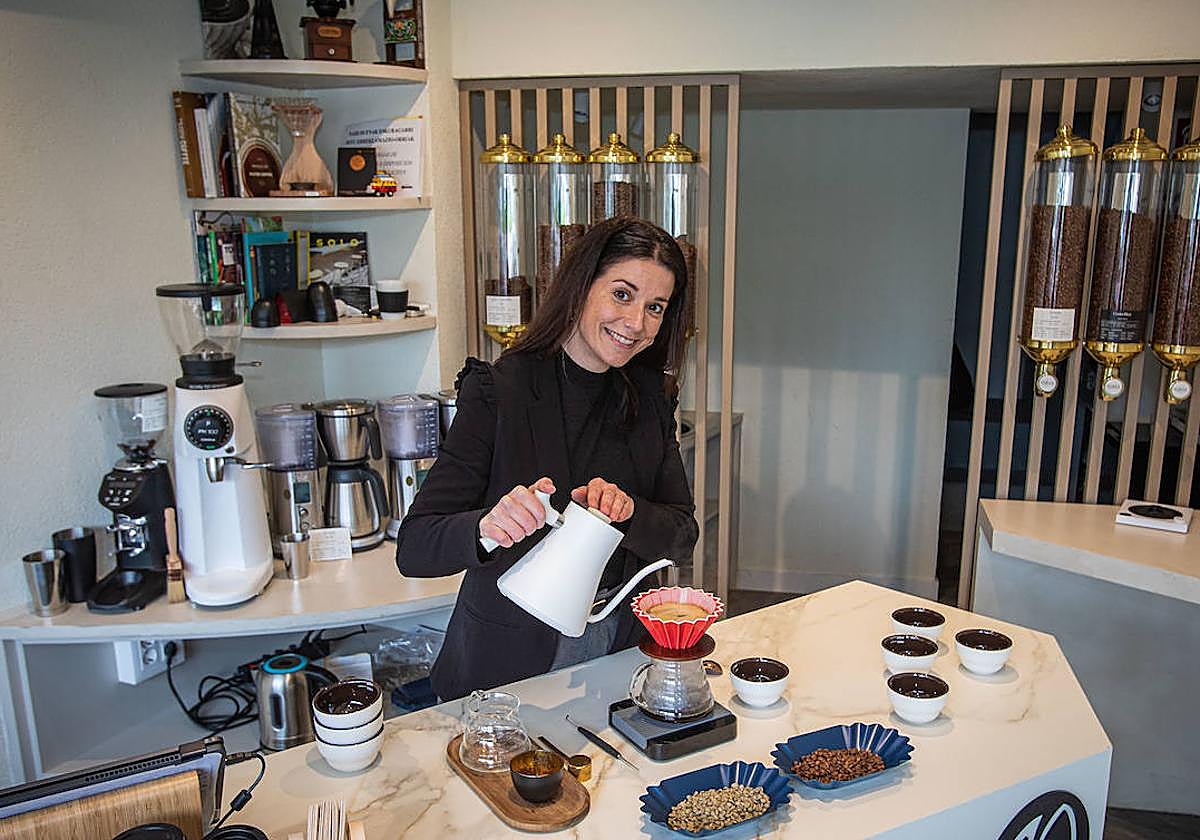 El sueño cumplido de Sara: deja Madrid, cambia de vida y abre este templo del café en Bilbao