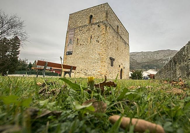 Torre de Pero Niño, centro de interpretación de la Edad Media.