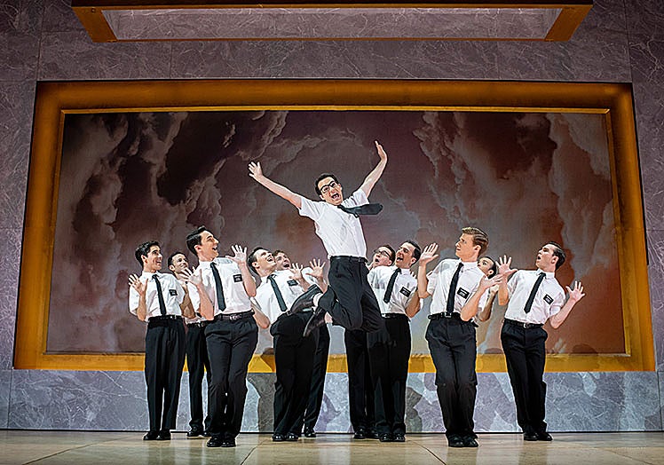 Escena del musical 'The book of mormon'.