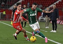 Rioja, que se va del local Arribas en la línea de banda, volvió a acertar en su tercer penalti marcado en apenas cuatro jornadas.