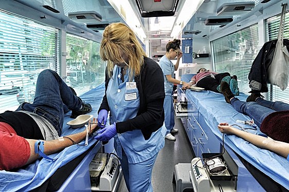 Caen las donaciones de sangre en la costa