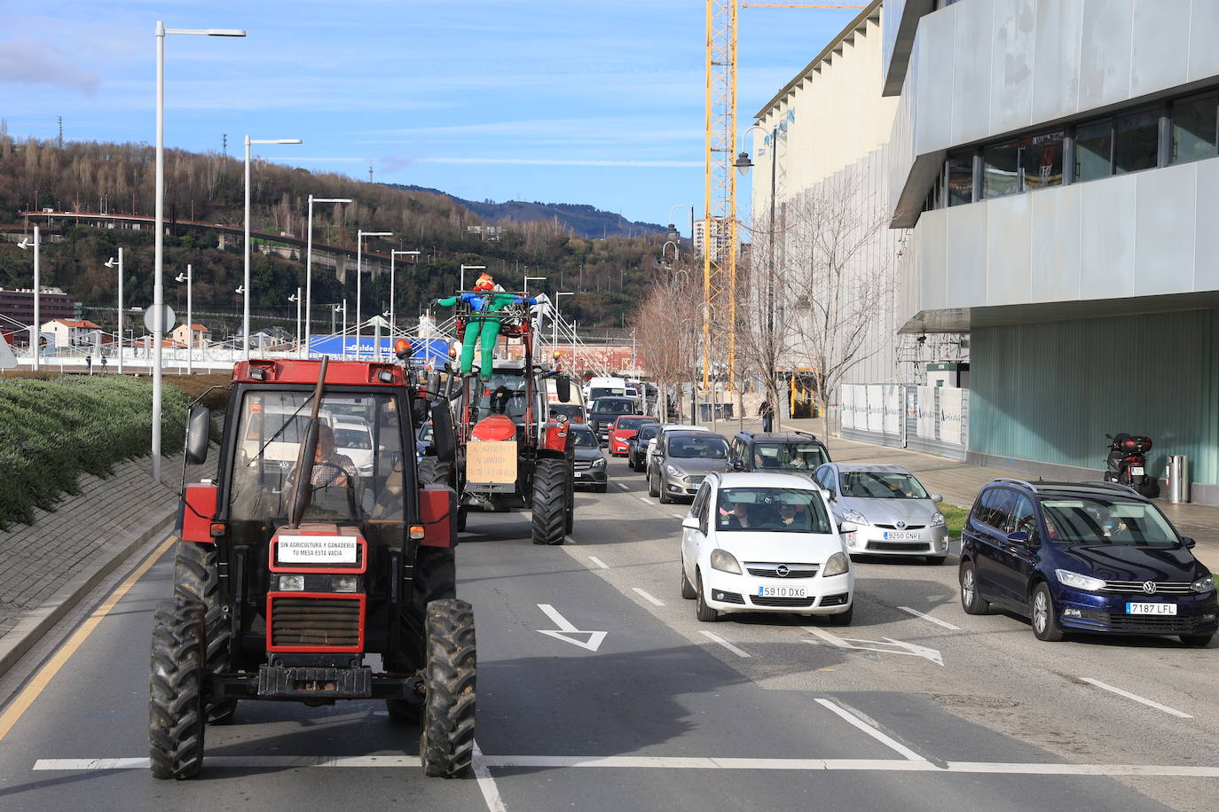 Bilbao recibe a la &#039;tractorada&#039;