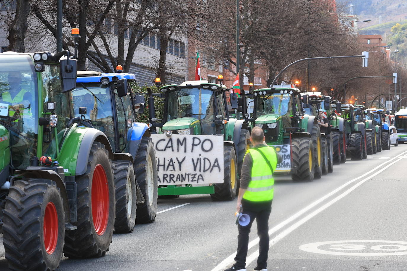 Bilbao recibe a la &#039;tractorada&#039;