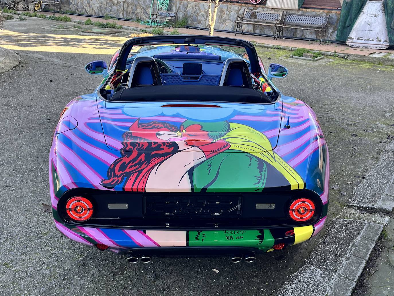 Un creador bilbaíno impulsa el primer &#039;coche-mural&#039; del mundo