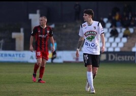 Unai Vélez en su debut con el Tudelano el pasado domingo contra el Arenas.