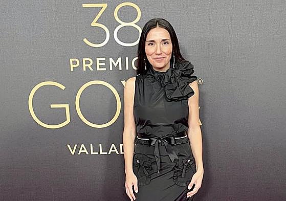 Izaskun Urkijo lució un diseño negro firmado por la vitoriana Yolanda Mendaza.