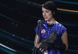 La vasca Estibaliz Urresola se rompe al recibir su primer Goya