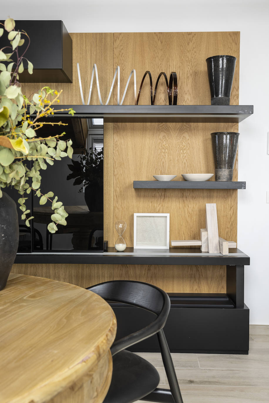 El piso de 70 metros de un matrimonio en el centro de Bilbao donde se aprovecha cada milímetro