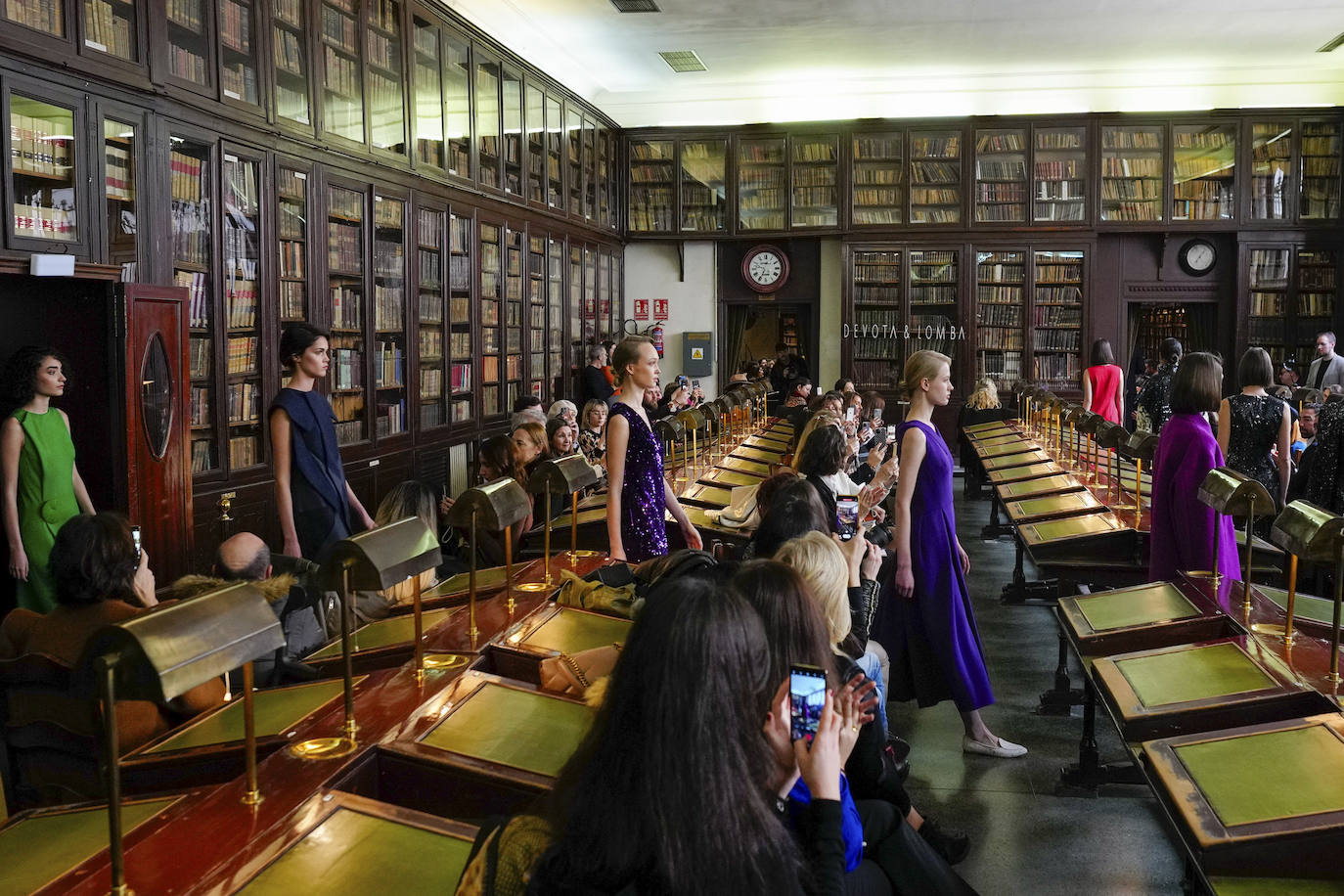 La nueva colección del alavés Modesto Lomba, en imágenes