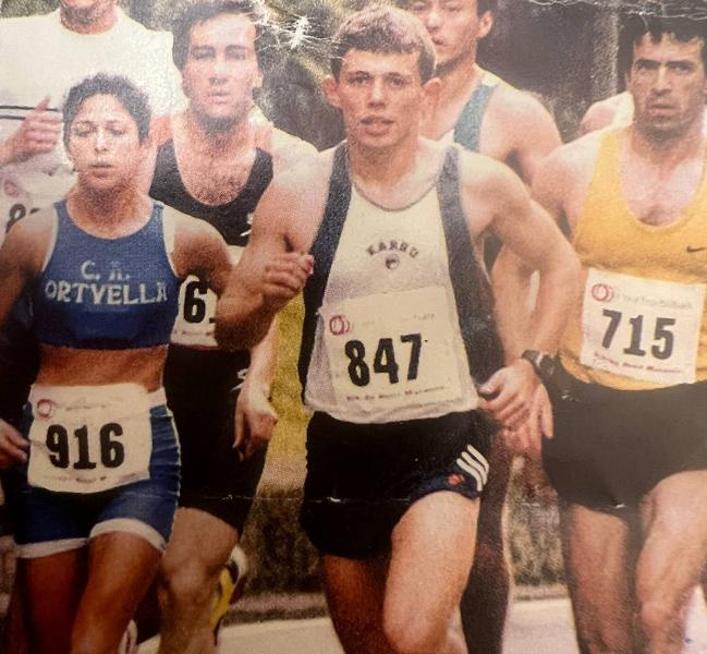 El cocinero fue atleta aficionado y campeón de Euskadi de maratón en la categoría de Promesas en 1998.