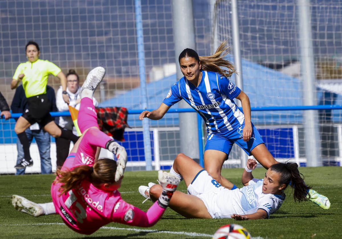 Las Gloriosas ceden a la eficacia del líder Deportivo en Ibaia