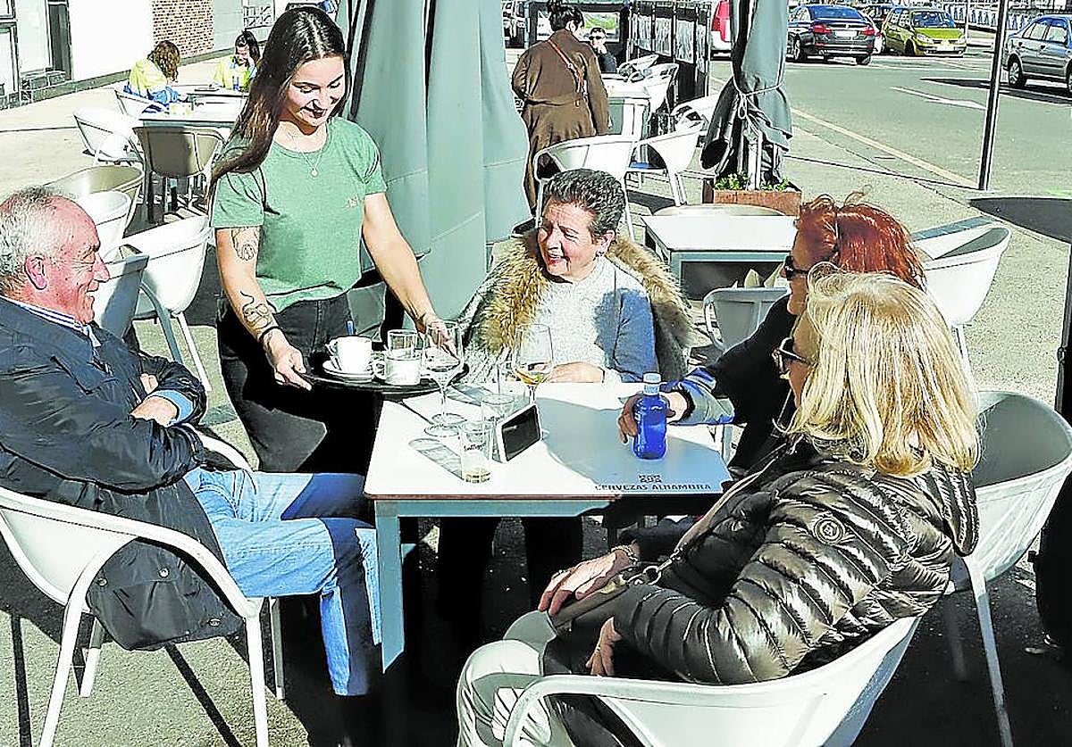 El calentamiento global ha propiciado que el funcionamiento de las terrazas se prolongue durante más meses.