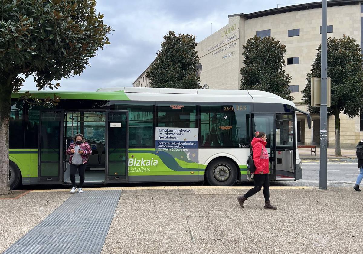 El viaje desde la comarca de Ayala hasta el hospital de Galdakao es muy largo.