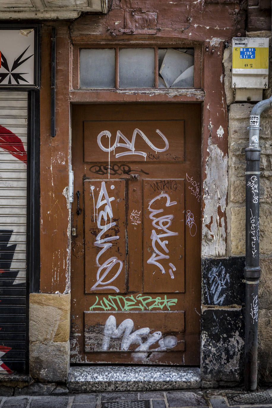 Grafitis en el Casco Viejo de Vitoria