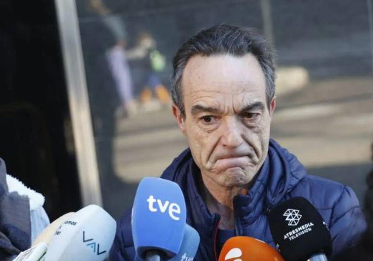 Manuel Fandos, uno de los vecinos afectados por el incendio de Campanar.