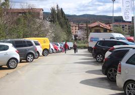 El equipo de gobierno aspira a convertir el parking en superficie de la calle Aldai en uno subterráneo.