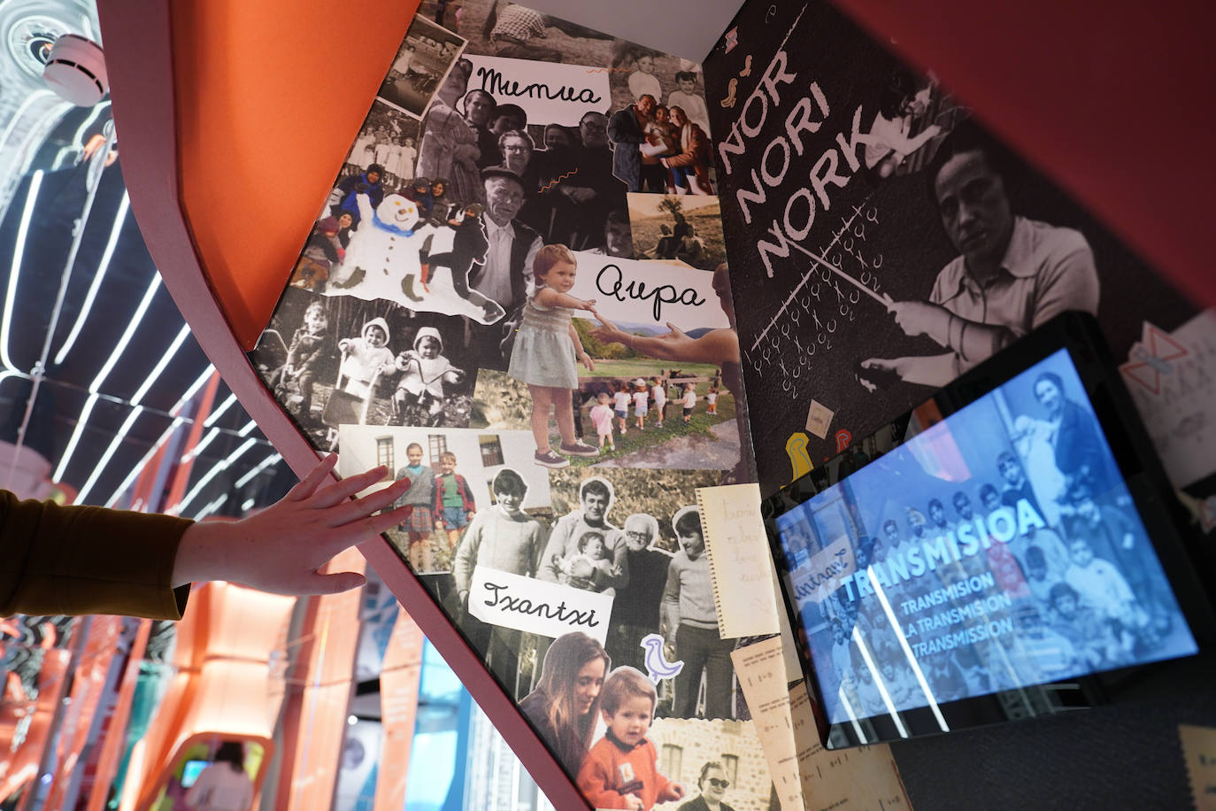 Euskararen Interpretazio Zentroa, irudietan